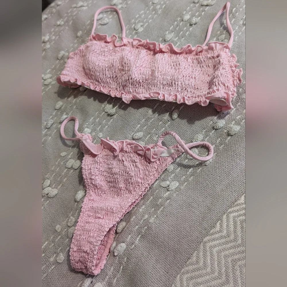 Indah Pink Ruffle Bikini Set - Picture 7 of 8